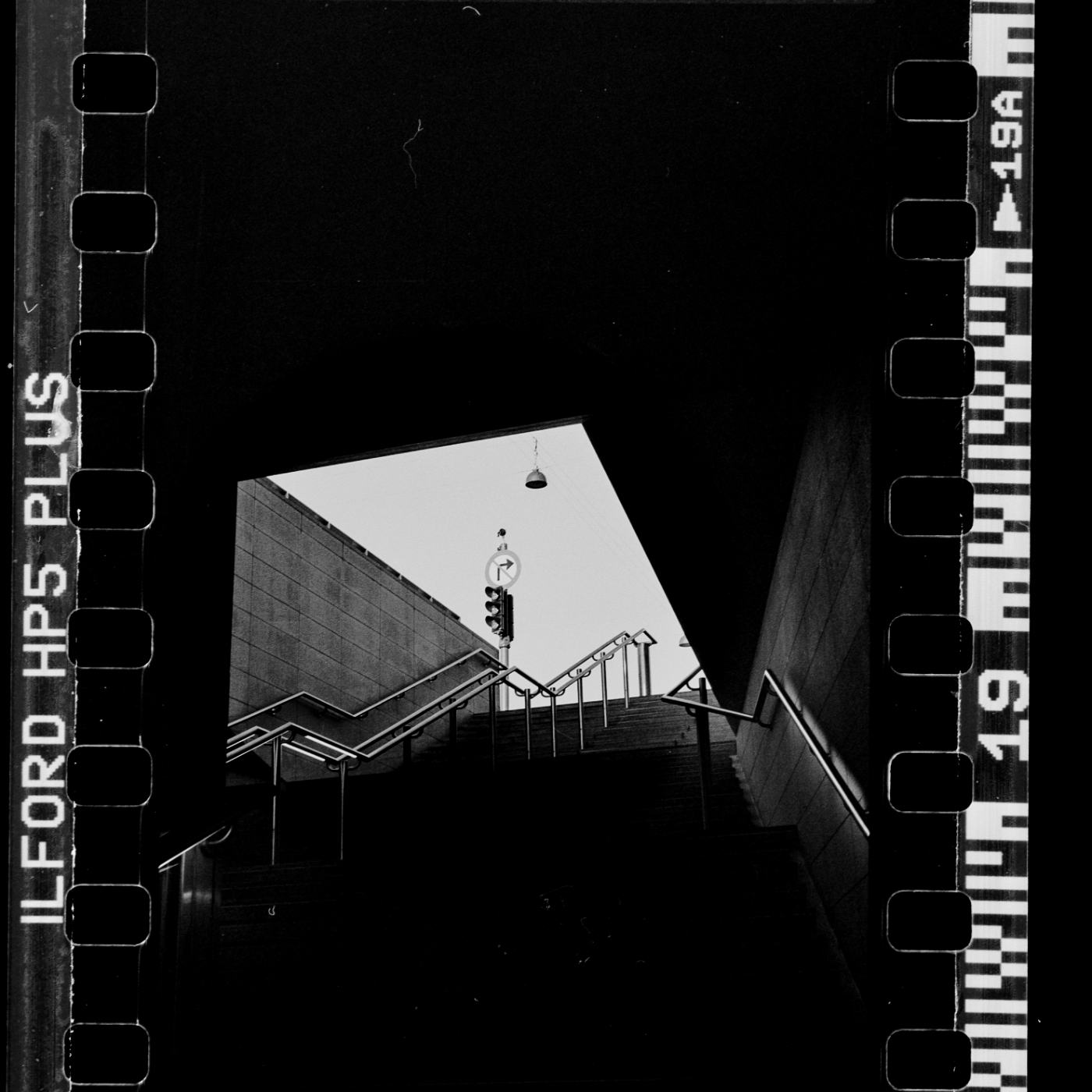 Fotografia a pellicola sviluppata in camera oscura