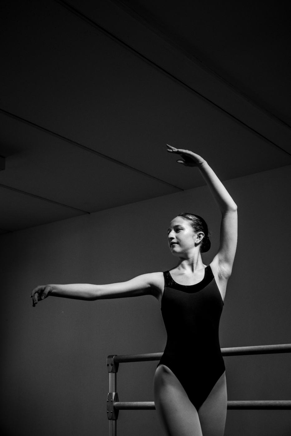 Ritratto di danza in bianco e nero per Ardor Padova