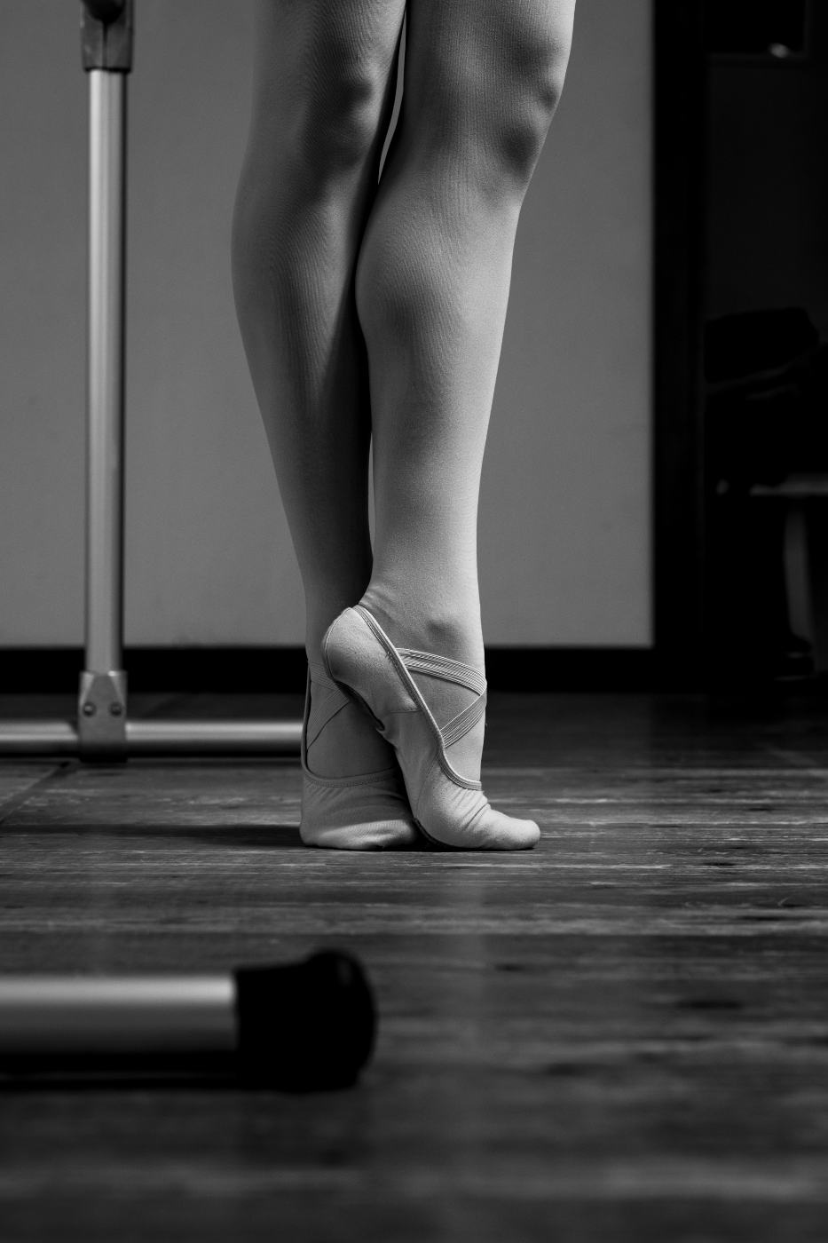 Posa di danza fotografata in bianco e nero, Ardor Padova